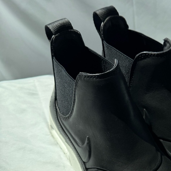 Today Sale ‼️ NIKE Black Slip-On Unisex Sneakers - Picture 9 of 9